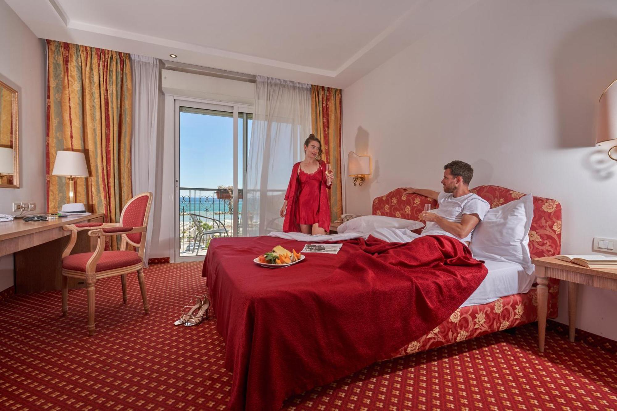 Hotel Bristol Bellaria – Igea Marina Kültér fotó