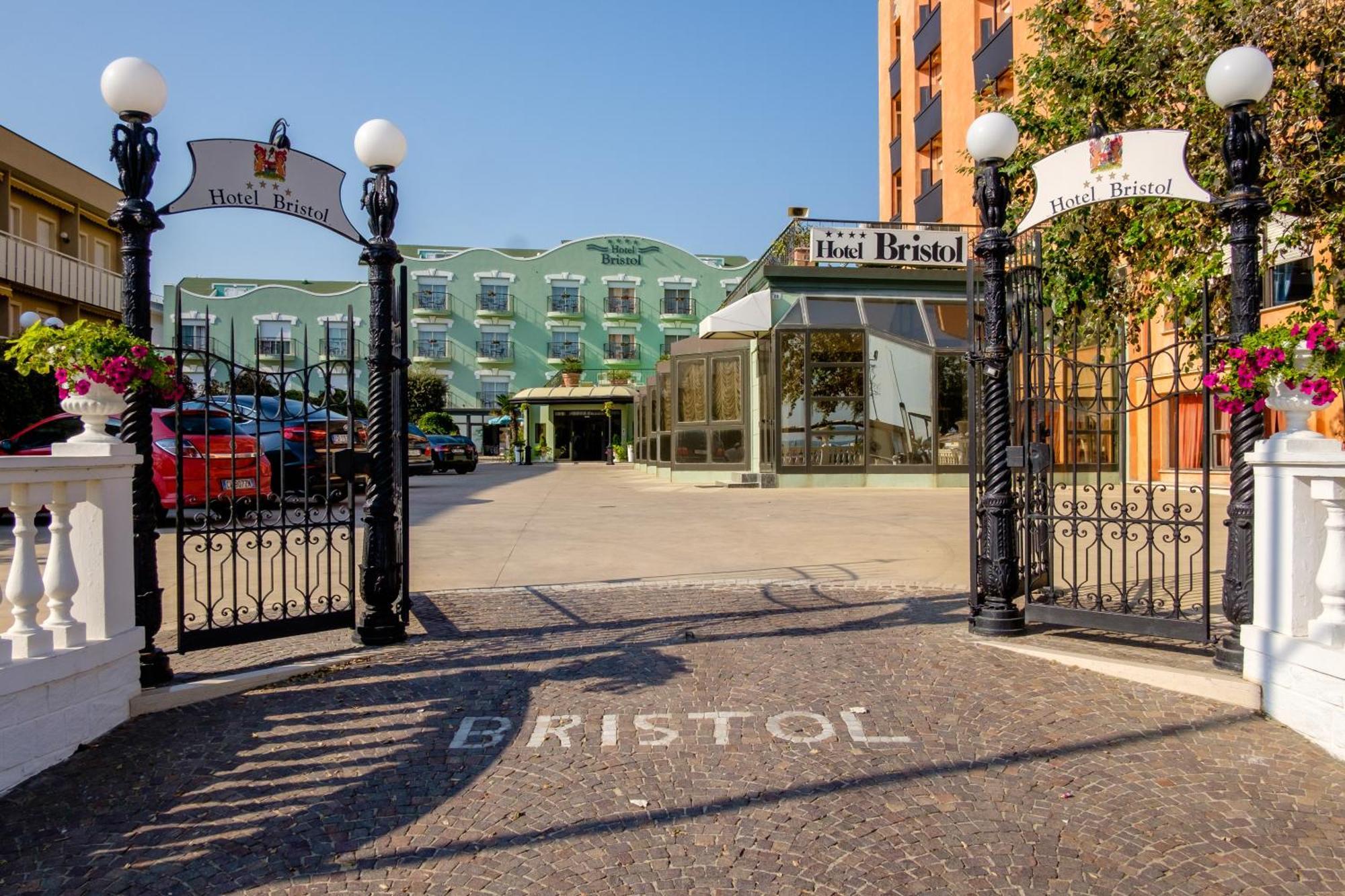 Hotel Bristol Bellaria – Igea Marina Kültér fotó